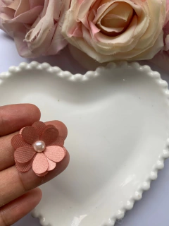 Aplique de flores em Cetim - modelo 10- 5 petalas - comprar online