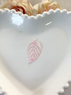 Folha vazada em cetim com furo CORTE DUPLO na internet