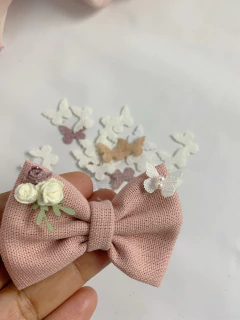 Aplique de MINI borboletas em LINHO na internet