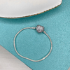 Pulseira para berloques coração cravejado com ródio