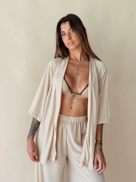 Kimono Eliza plissê bege