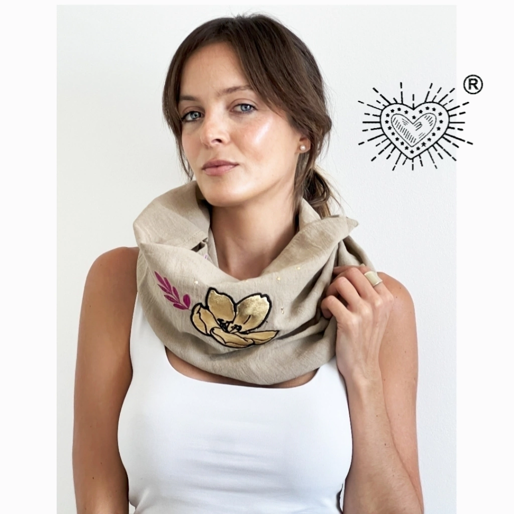 Cuello almendra