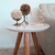 Mesa De Canto Lateral Pé Palito Off White com Vidro 40 cm Diâmetro 60 cm Altura Casa Uai - comprar online