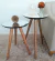 Conjunto Mesa De Canto Lateral Pé Palito Preta com Espelho 40/40 cm Diâmetro 60/70 cm Altura Casa Uai na internet