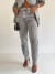 Calça Jeans Mom Hayley na internet