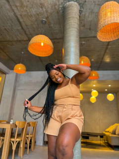 SHORTS AURORA LINHO AMENDOA na internet
