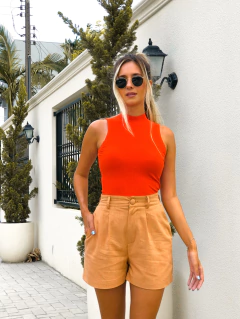 SHORTS AURORA LINHO AMÊNDOA