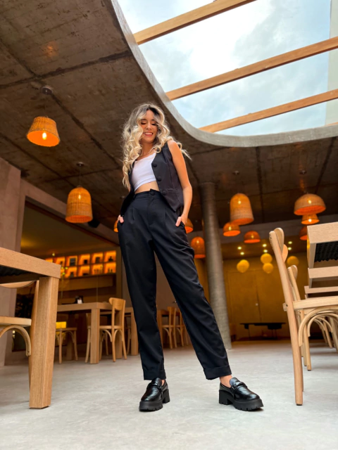 CALÇA AURORA LINHO PRETA