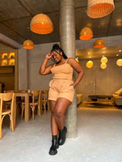 SHORTS AURORA LINHO AMENDOA - SUNNY SOUL
