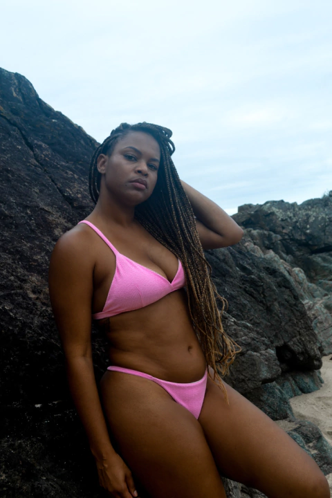 CALCINHA GAROPABA ROSA CLARA TEXTURIZADA