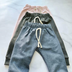 PANTALON DARLON LISO en internet