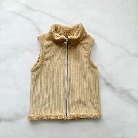 CHALECO CORDERITO BEIGE