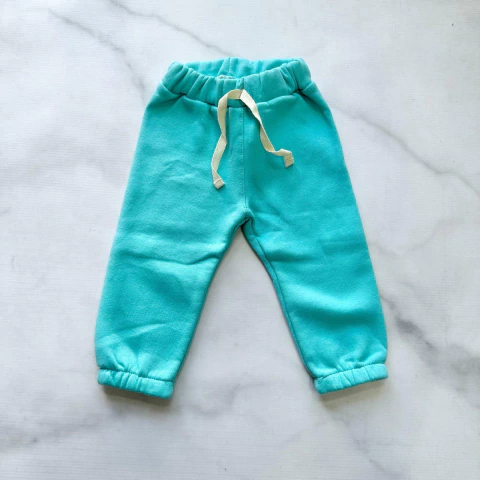 PANTALON FRISADO CON PUÑO