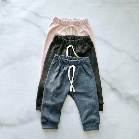 PANTALON DARLON LISO - comprar online