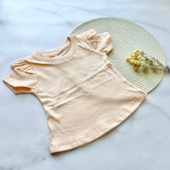 REMERA LISA VOLADOS en internet