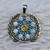 EDICIÓN ESPECIAL: Dije Prendedor Escarapela Argentina Plata 925 en Laureles y Zirconias Cubicas - comprar online