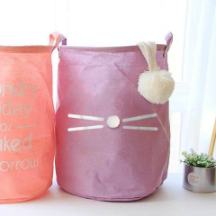 Cesto de Roupas PomPom Gatinho