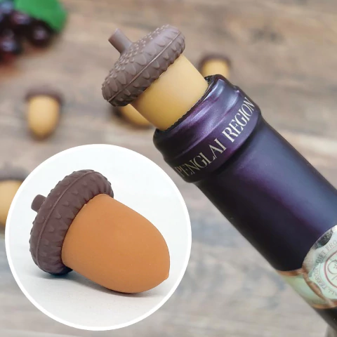 Kit com 2 Tampas de Garrafa Noz em Silicone em Formato de Nozes