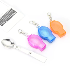 Imagem do Chaveiro com Colher Dobrável acampamento crianças