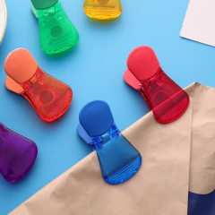 Kit 6 Prendedores Selador para Embalagens Imã Porta Recados - comprar online