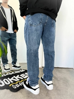 JEAN MOM JOKKER LISO AZUL CAPTUR - JOKKER JEANS 