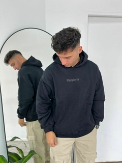 BUZO CANGURO BOXY ESPAMPADO - JOKKER JEANS 