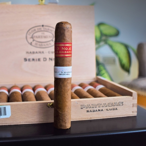 PARTAGAS - SERIE D Nro. 4 (CAJA x10)