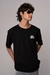 Remera negra "Shit Happens"
