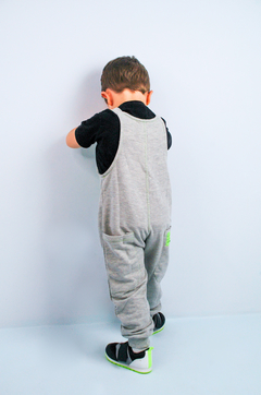 Jardineira em moletom com bolso - Up baby na internet