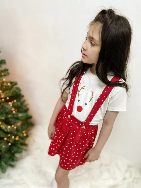 SALOPETE ALÇA ESTAMPADO VERMELHO BOLINHA + Camiseta rena