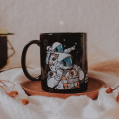 ARTE DIGITAL ASTRONAUTA na internet