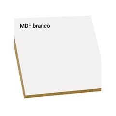 Arranhador Mia na internet