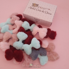 Aplique laço de pelucia - 5 x 3cm - comprar online