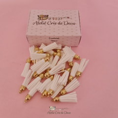Kit tassel pingente camurça - Branco - Ateliê Cris de Deus