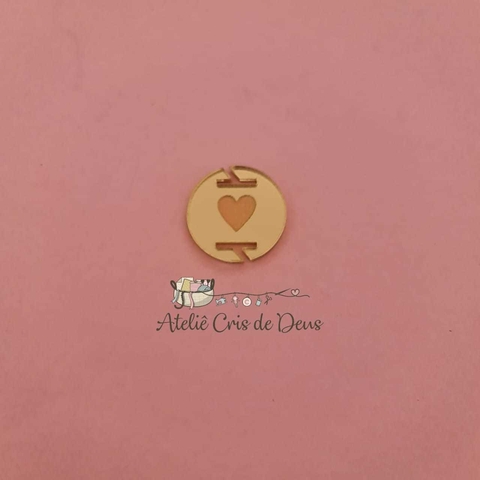 Passador redondo versátil para elástico - Coração preenchido - comprar online