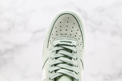 Air Force 1 "Pistachio Frost" na internet