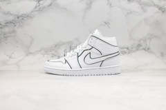 Air Jordan 1 Mid ''Iridescent Reflectve White”