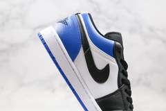 Air Jordan 1 Low "Royal Toe'' na internet