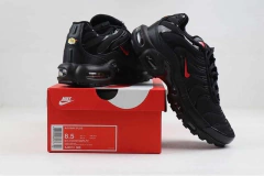 Air Max Plus 1 "Red Swoosh Black" - comprar online
