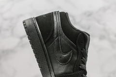 Imagem do Air Jordan 1 Low "Triple Black"