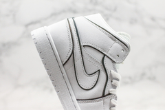 Air Jordan 1 Mid ''Iridescent Reflectve White” - comprar online