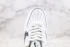 Air Force 1 ''Sketch Black and White" na internet