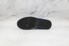Air Jordan 1 Low "Game Royal" na internet