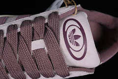 Adidas Campus "Pink Rose" na internet