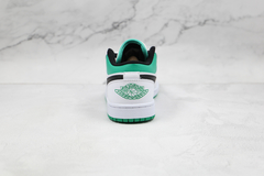Imagem do Air Jordan 1 Low "White Lucky Green Black''