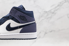 Air Jordan 1 Mid ''Obsidian Sanded Purple'' na internet