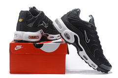 Air Max Plus 1 na internet