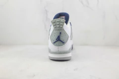 Imagem do Air Jordan 4 Retro “Midnight Navy''