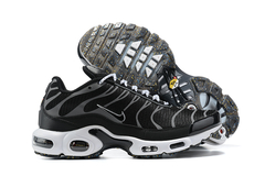 Air Max Plus 1 "Regrind Black" - comprar online
