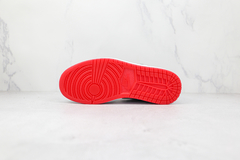 Air Jordan 1 Low "Quai 54" na internet